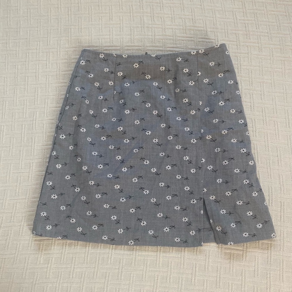 Exact Change vintage 90s grey mini skirt.